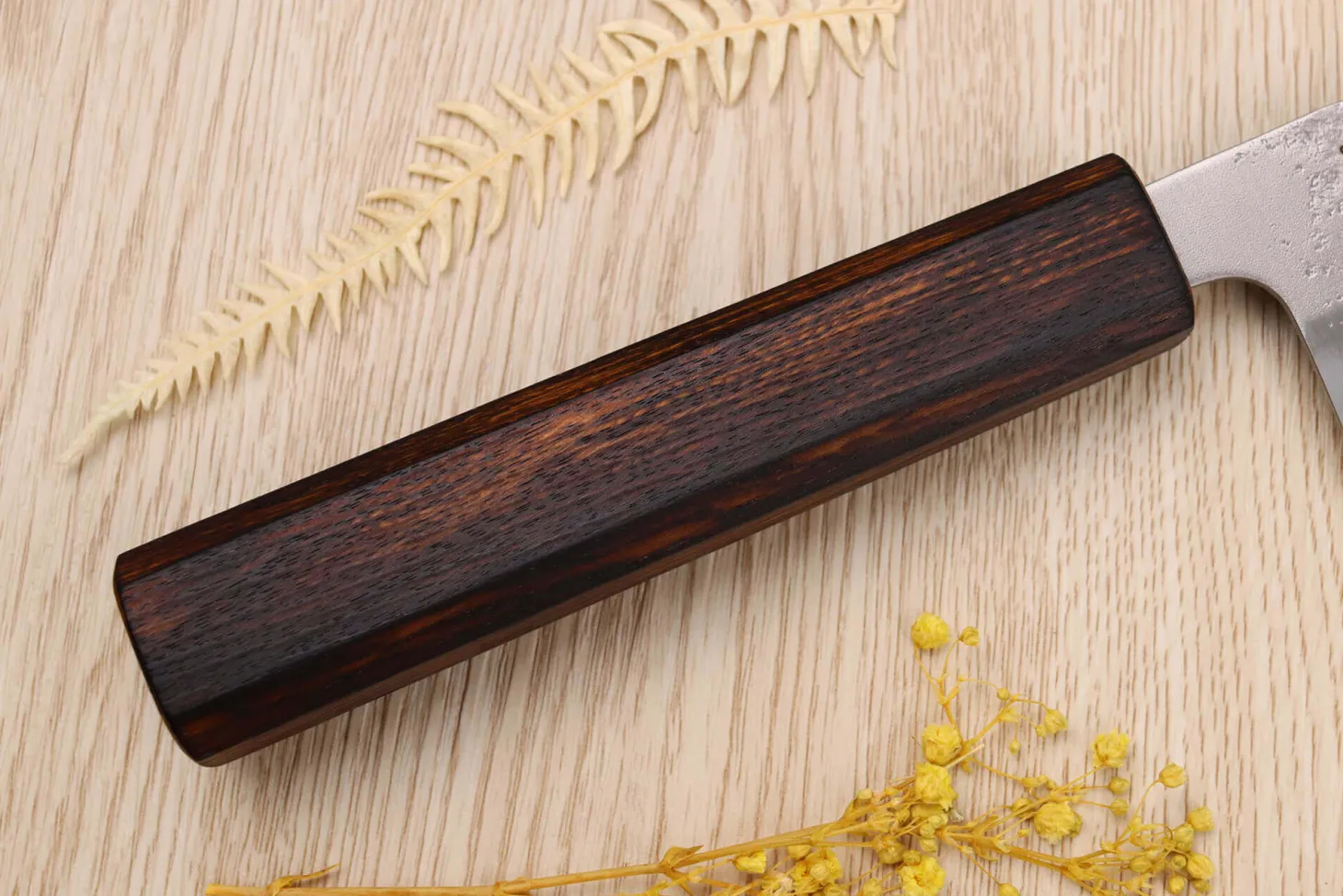 Couteau santoku japonais artisanal Wusaki Yoshi G3 chêne 16,5cm