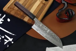 Couteau santoku japonais artisanal martelé Yu Kurosaki Shizuku 16.5cm acier SG2