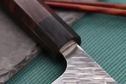Couteau santoku japonais artisanal Yu Kurosaki Fujin 16,5cm SG2