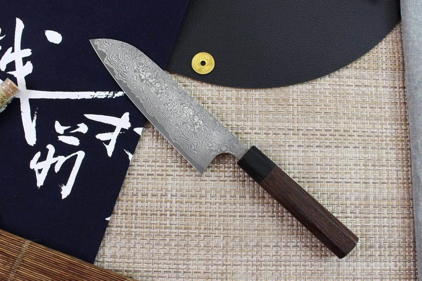 Couteau santoku japonais artisanal Masakage Kumo 16.5cm damas 63 couches