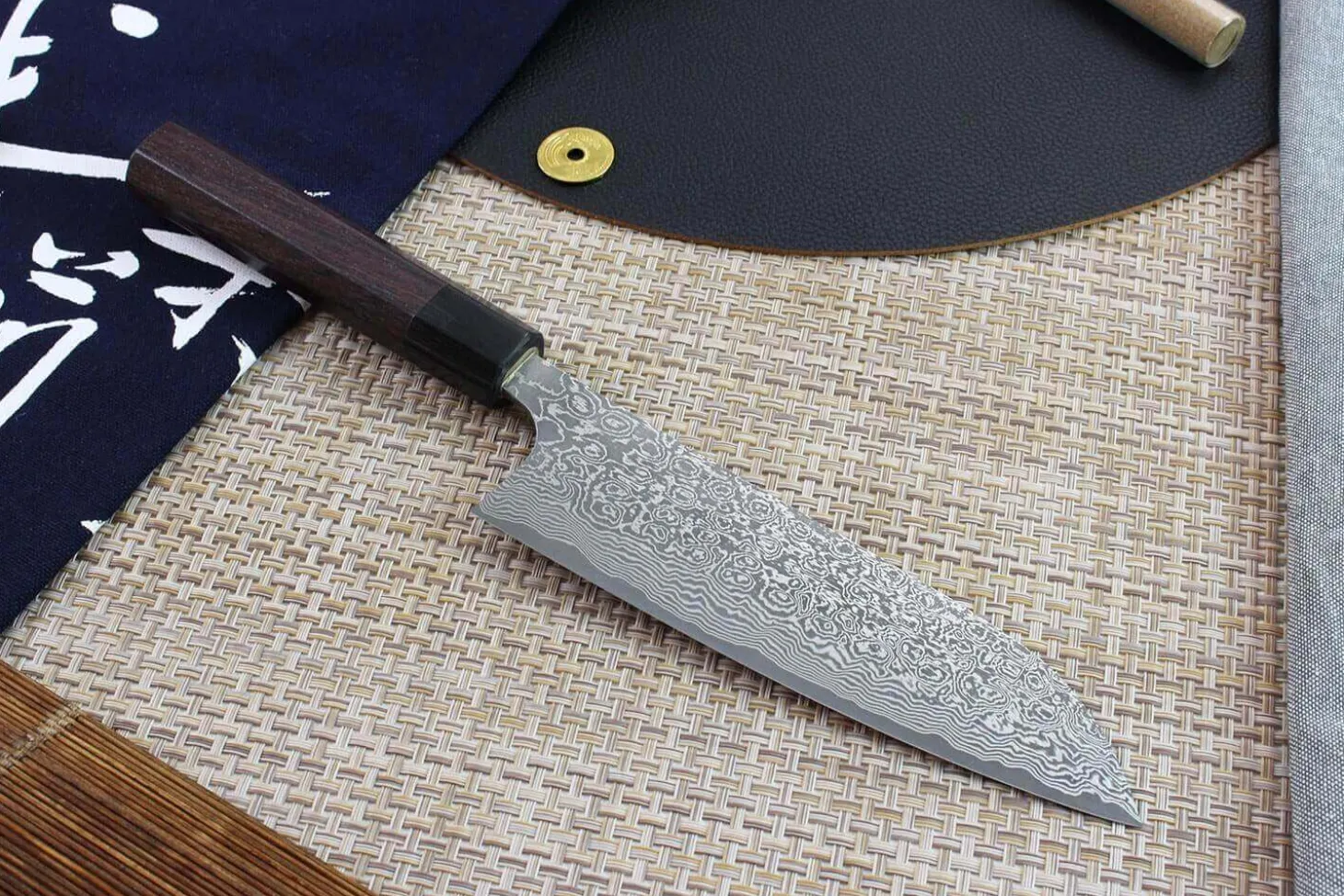 Couteau santoku japonais artisanal Masakage Kumo 16.5cm damas 63 couches