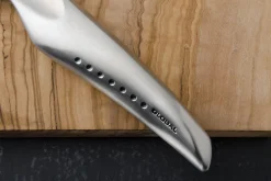 Couteau santoku japonais Global Sai 03 lame martelée 19cm