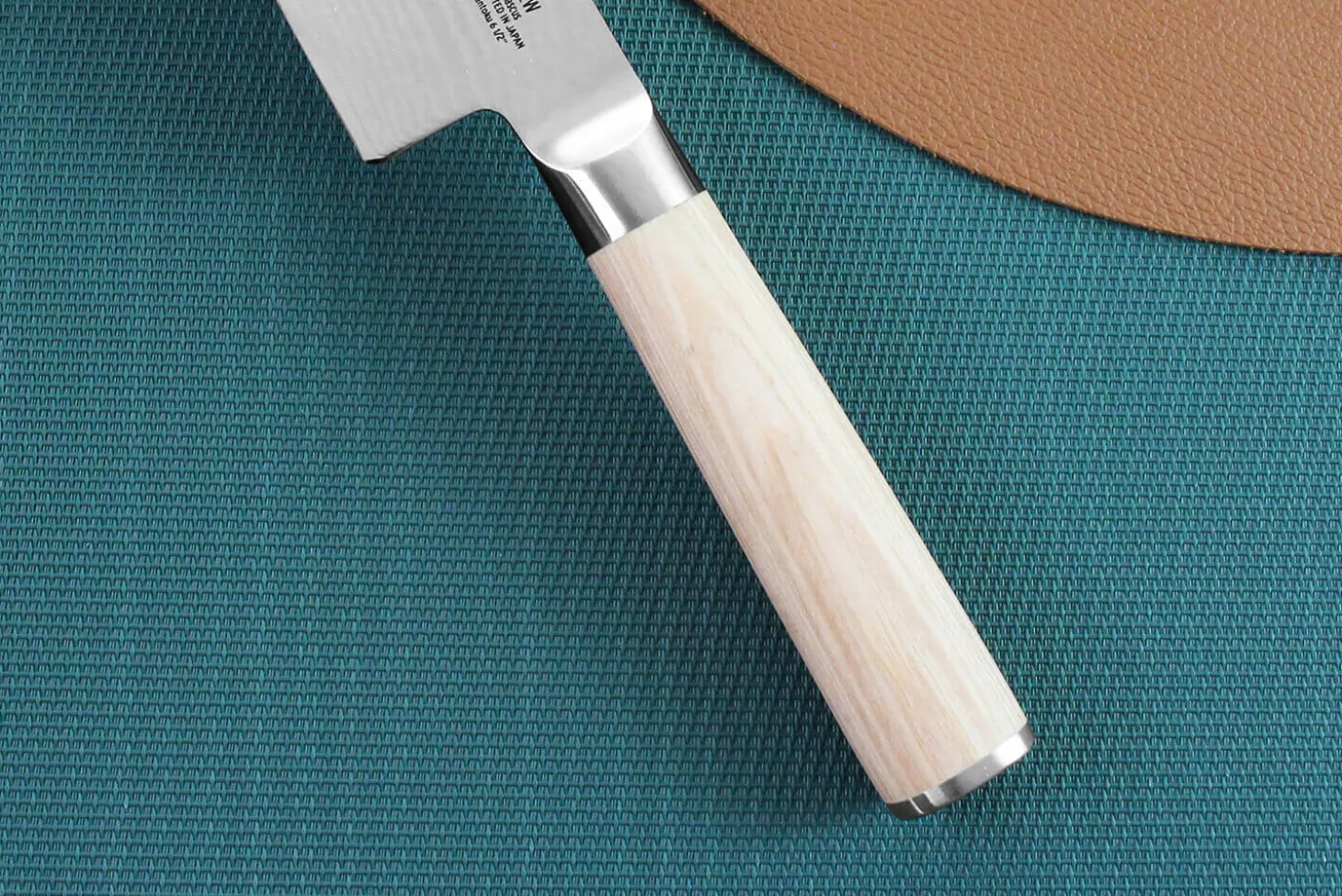 Couteau santoku japonais Kai Shun Classic White damas 33 couches 18cm