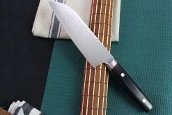 Couteau santoku japonais Kanetsugu Saiun 17cm damas 65 couches