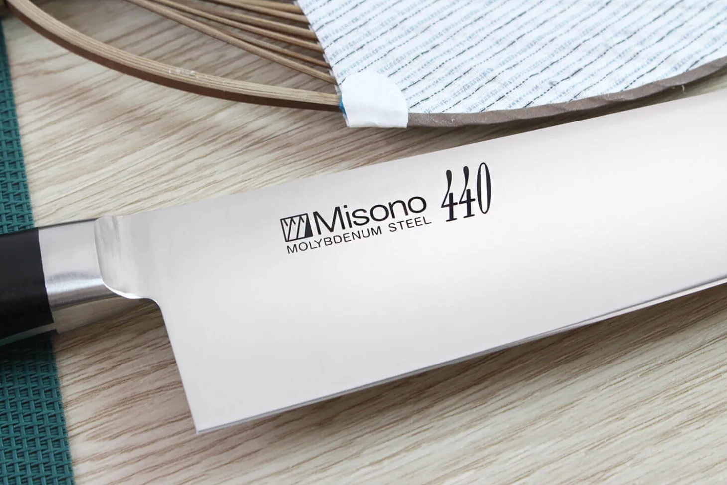 Couteau santoku japonais Misono 440 18cm