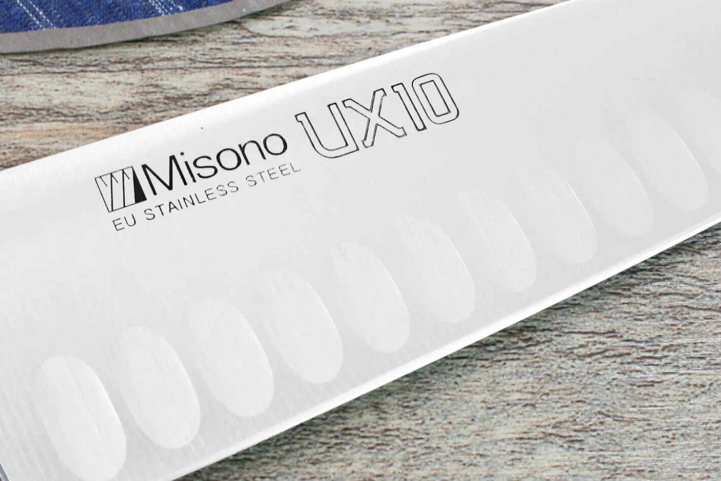 Couteau santoku japonais Misono UX10 alvéolé 18cm