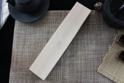 Couteau santoku japonais Shizu Hamono Yamato martelé 18cm manche sombre