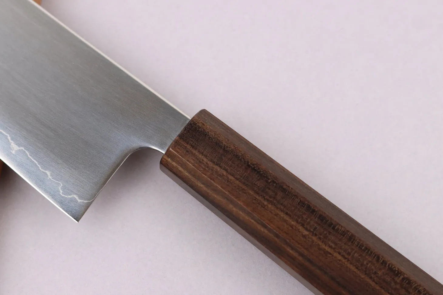 Couteau santoku kiritsuke 17,5cm japonais artisanal Wusaki Hikari SLD manche bubinga