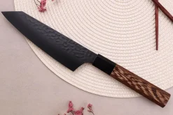 Couteau santoku kiritsuke 16cm japonais Sakai Takayuki Kurokage VG10 manche en wengé