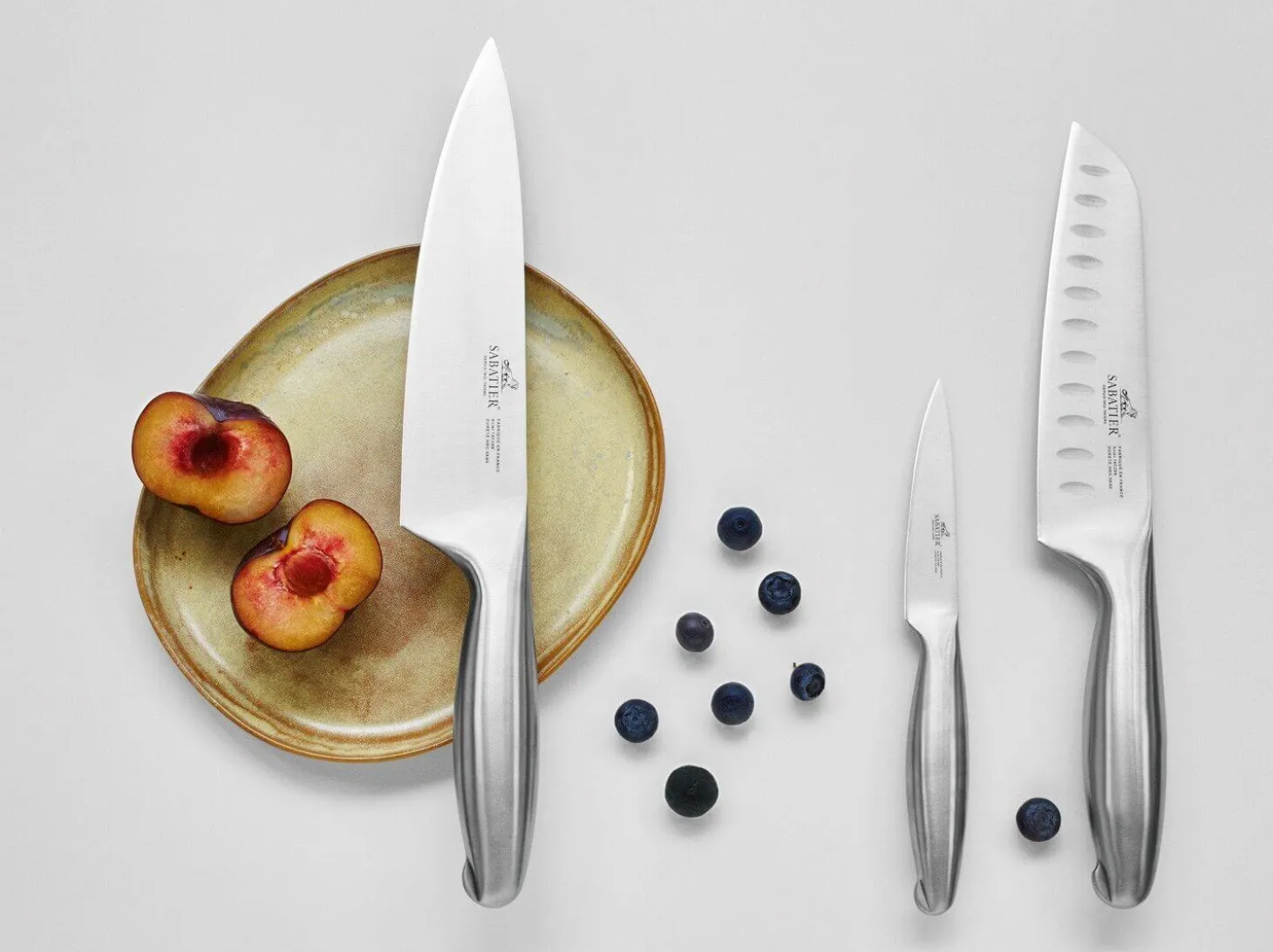 Couteau santoku Sabatier Fuso Nitro+ lame alvéolée Sandvik 18cm tout inox