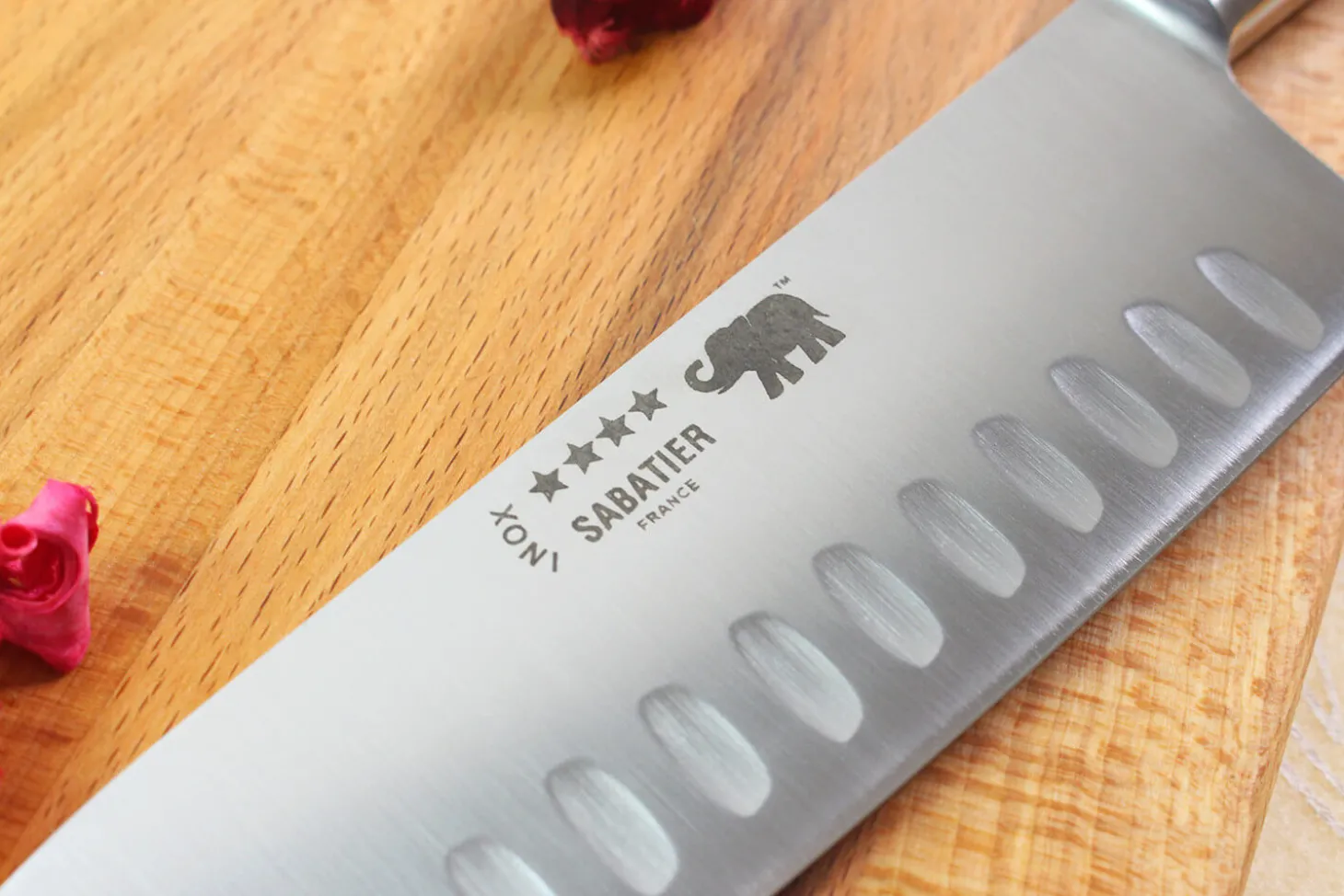 Couteau santoku Sabatier Éléphant Idéal Forgé 17cm manche en olivier
