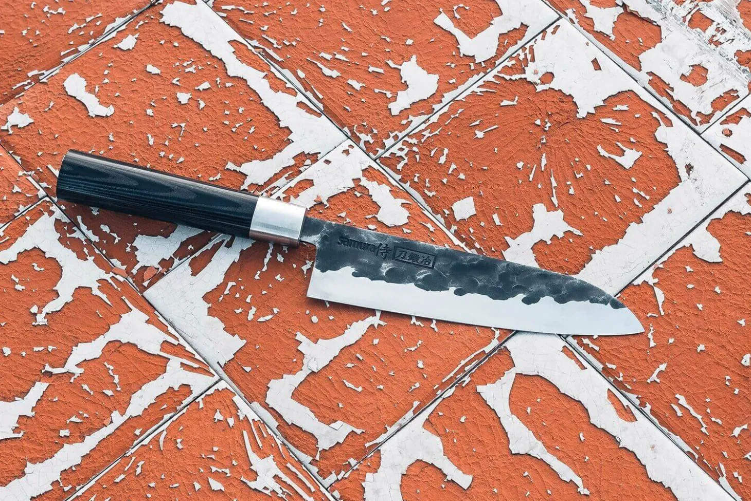 Couteau santoku Samura Blacksmith martelé 18cm