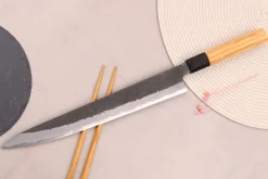 Couteau sujihiki 27cm japonais artisanal Hinoura Mutsumi Ajikataya Black Nashiji