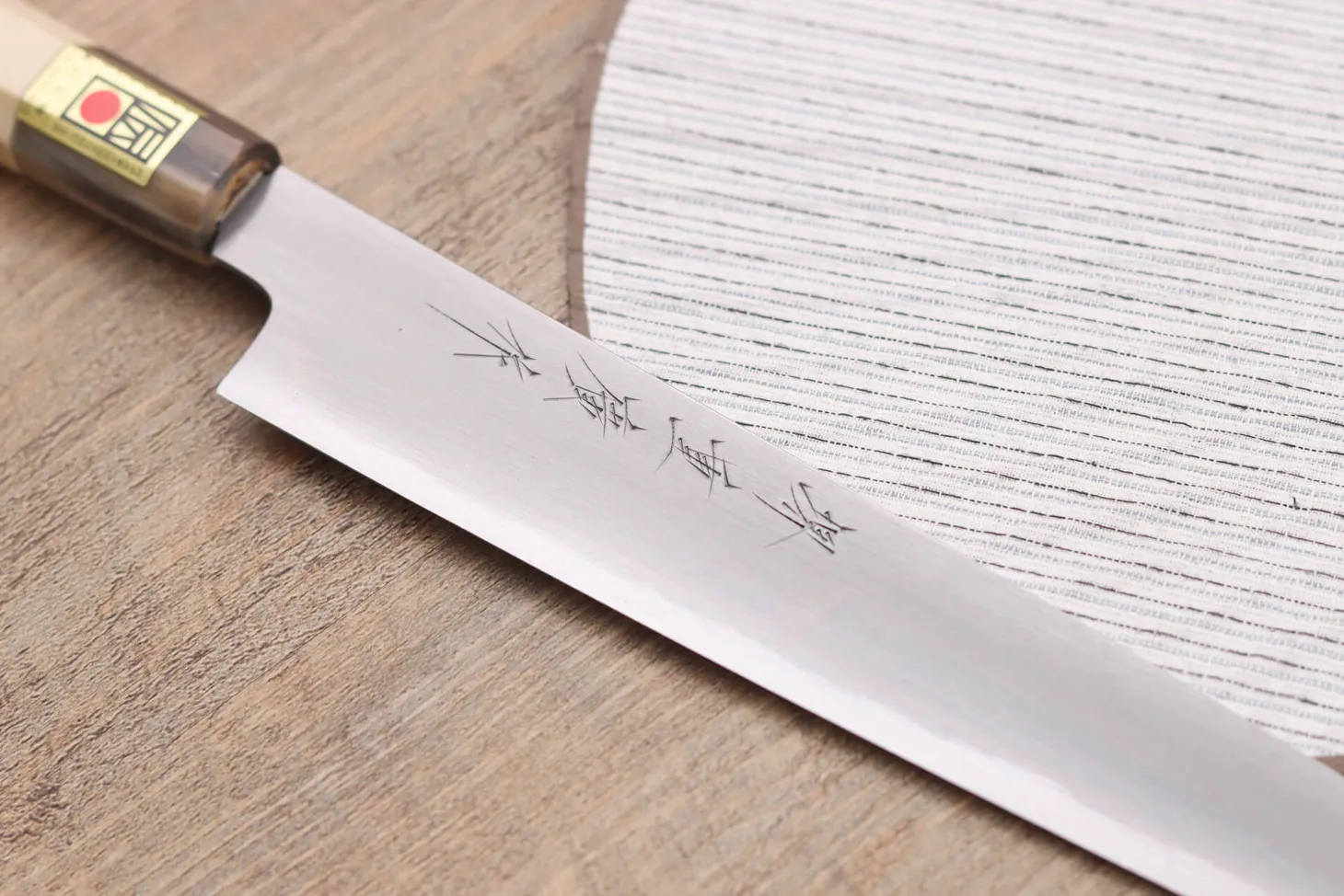 Couteau sujihiki japonais artisanal Kasahara Shigehiro forgé par Yoshikazu Ikeda 24cm