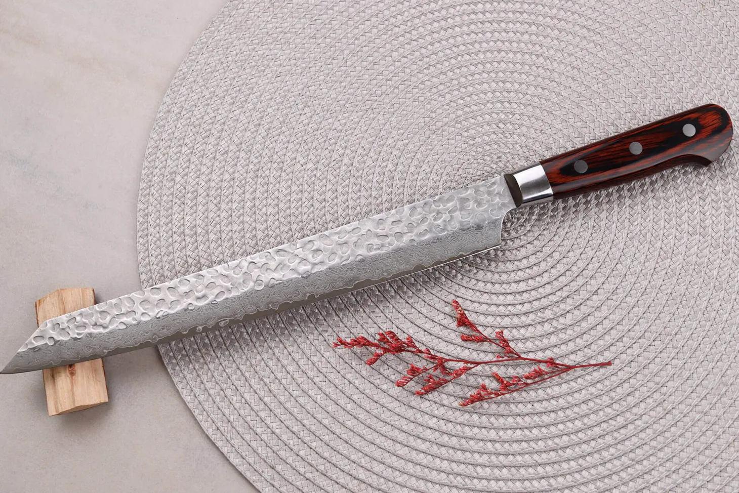 Couteau sujihiki kiritsuke japonais 27cm Sakai Takayuki Damascus Western 33 couches