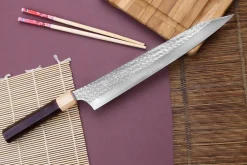 Couteau sujihiki kiritsuke japonais artisanal martelé Yu Kurosaki senko 27cm acier SG2