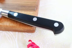 Couteau à tomates Sabatier Éléphant Idéal Forgé microdenté 13cm manche nylon noir