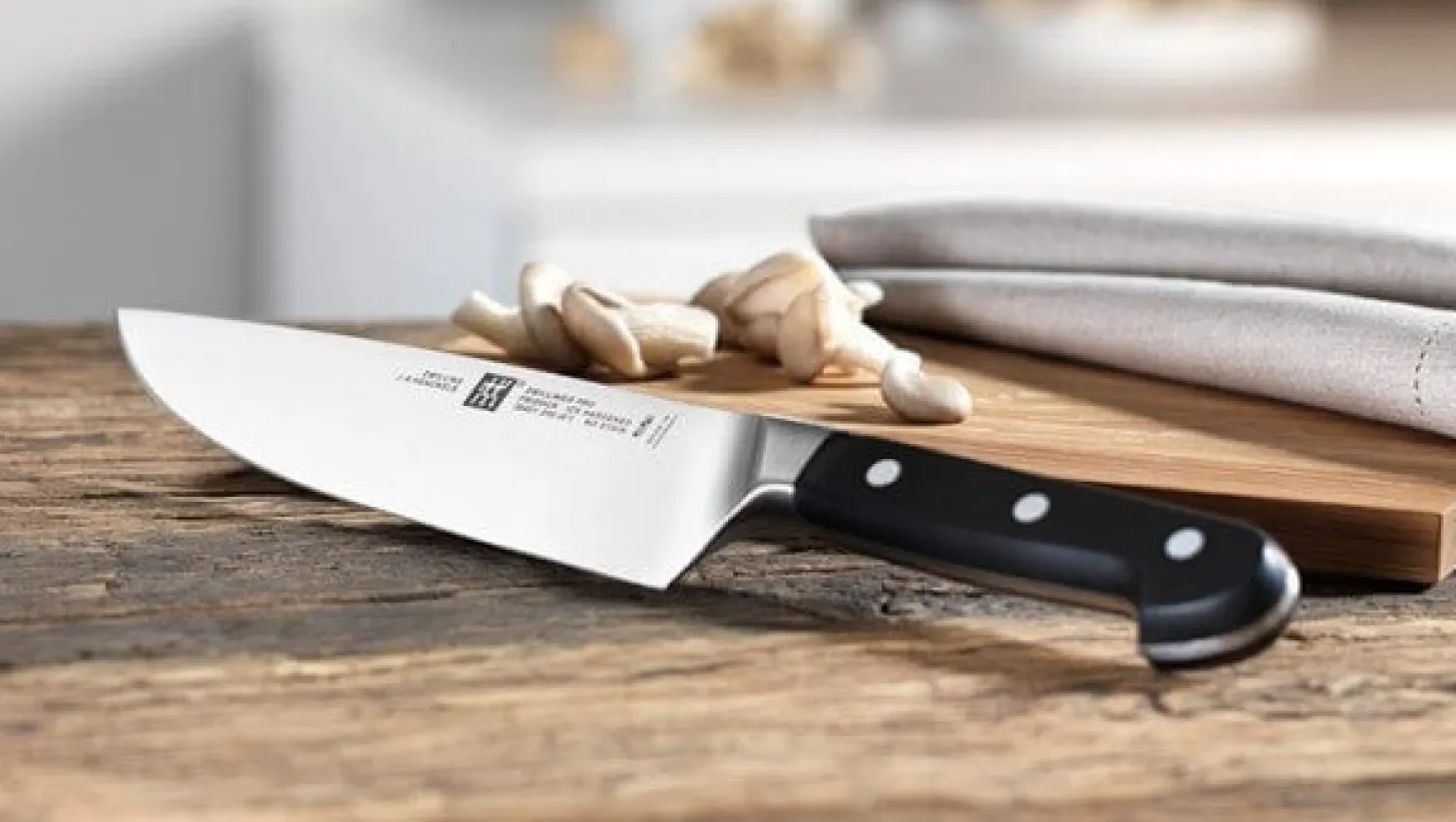 Couteau à trancher Zwilling Pro forgé 20cm