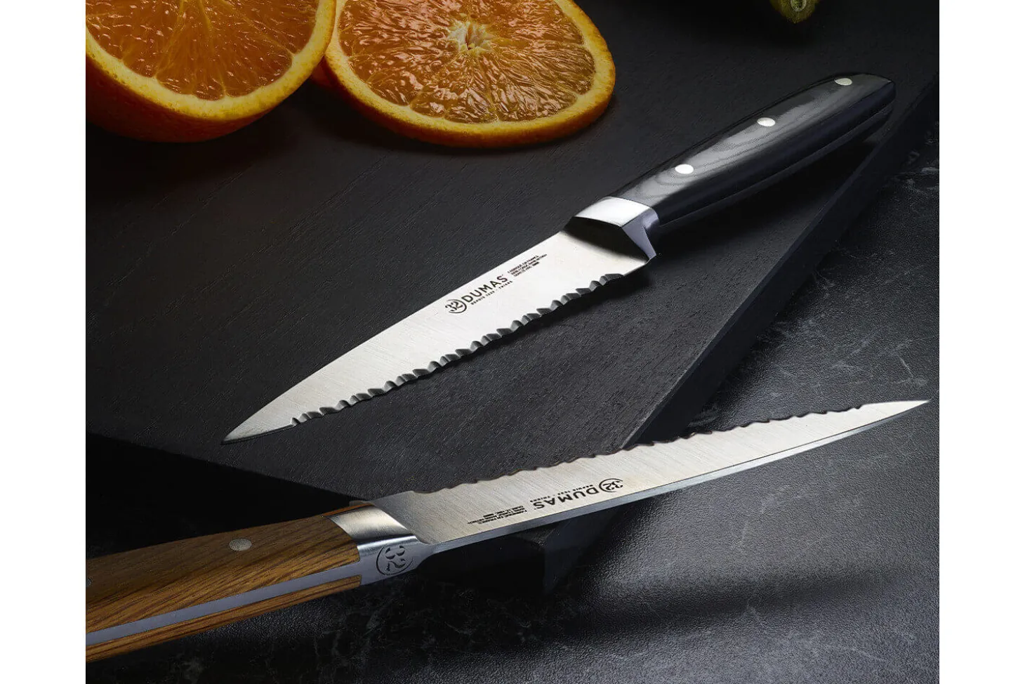 Couteau universel 12cm 32 Dumas Signature manche en chêne vert