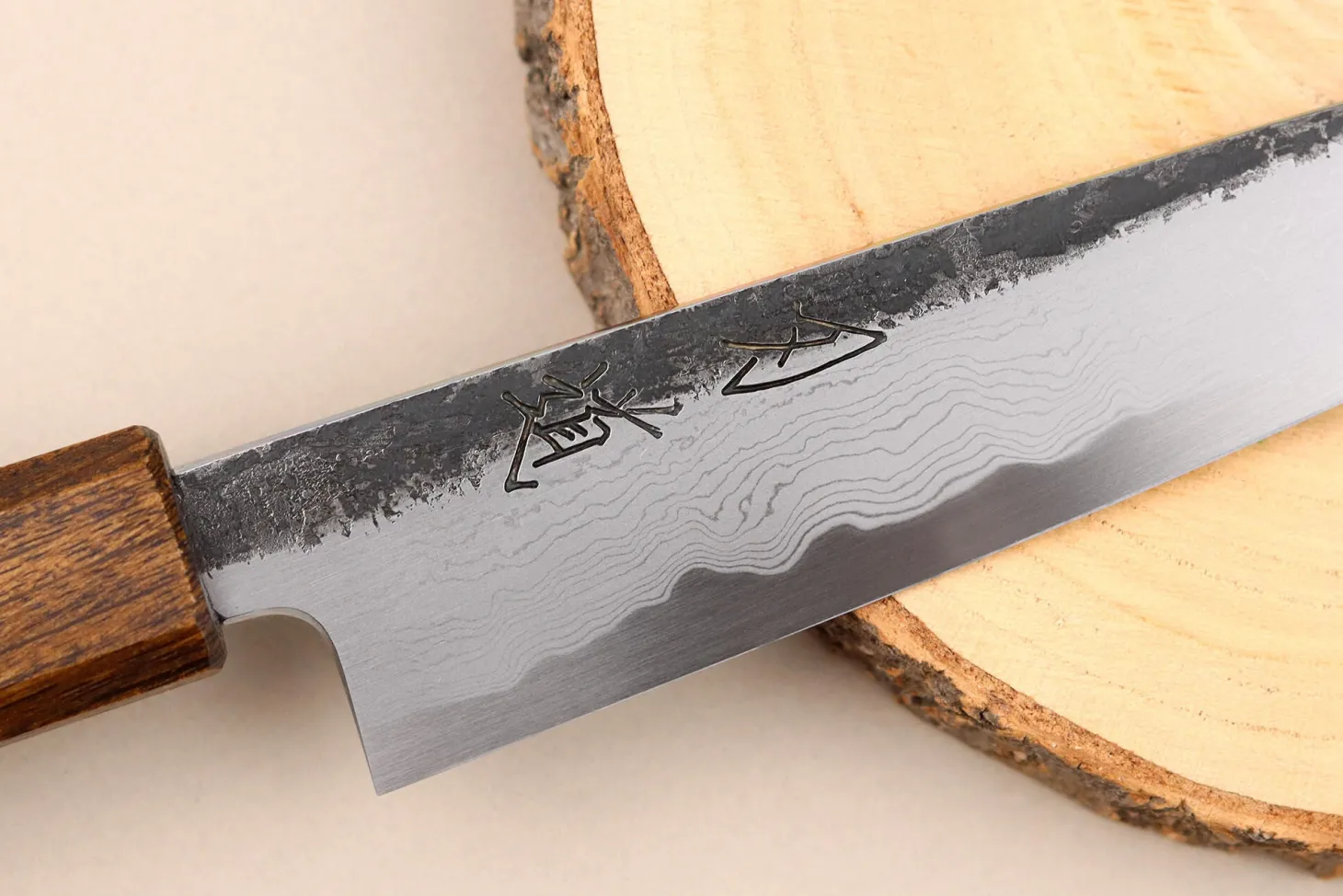 Couteau universel 15cm japonais artisanal Hado Sumi B1D manche en chêne