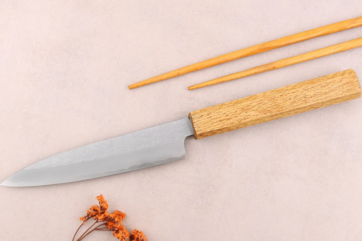 Couteau universel 13,5cm japonais artisanal Sakai Kikumori TS10 en chêne