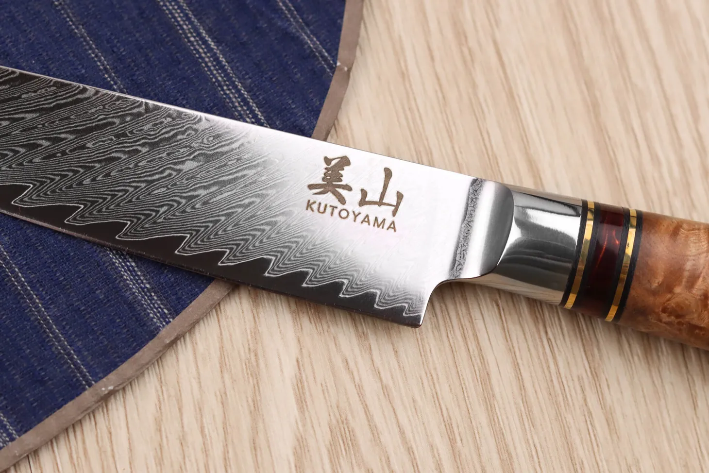 Couteau universel 13cm Kutoyama damas nid d'abeille