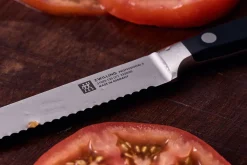 Couteau universel denté Zwilling Professional 