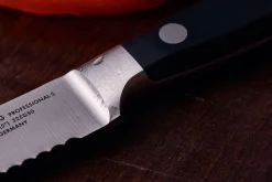 Couteau universel denté Zwilling Professional 