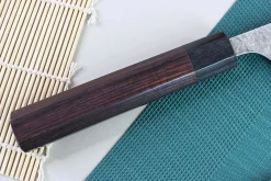 Couteau universel japonais artisanal martelé Yu Kurosaki Shizuku 15cm acier SG2