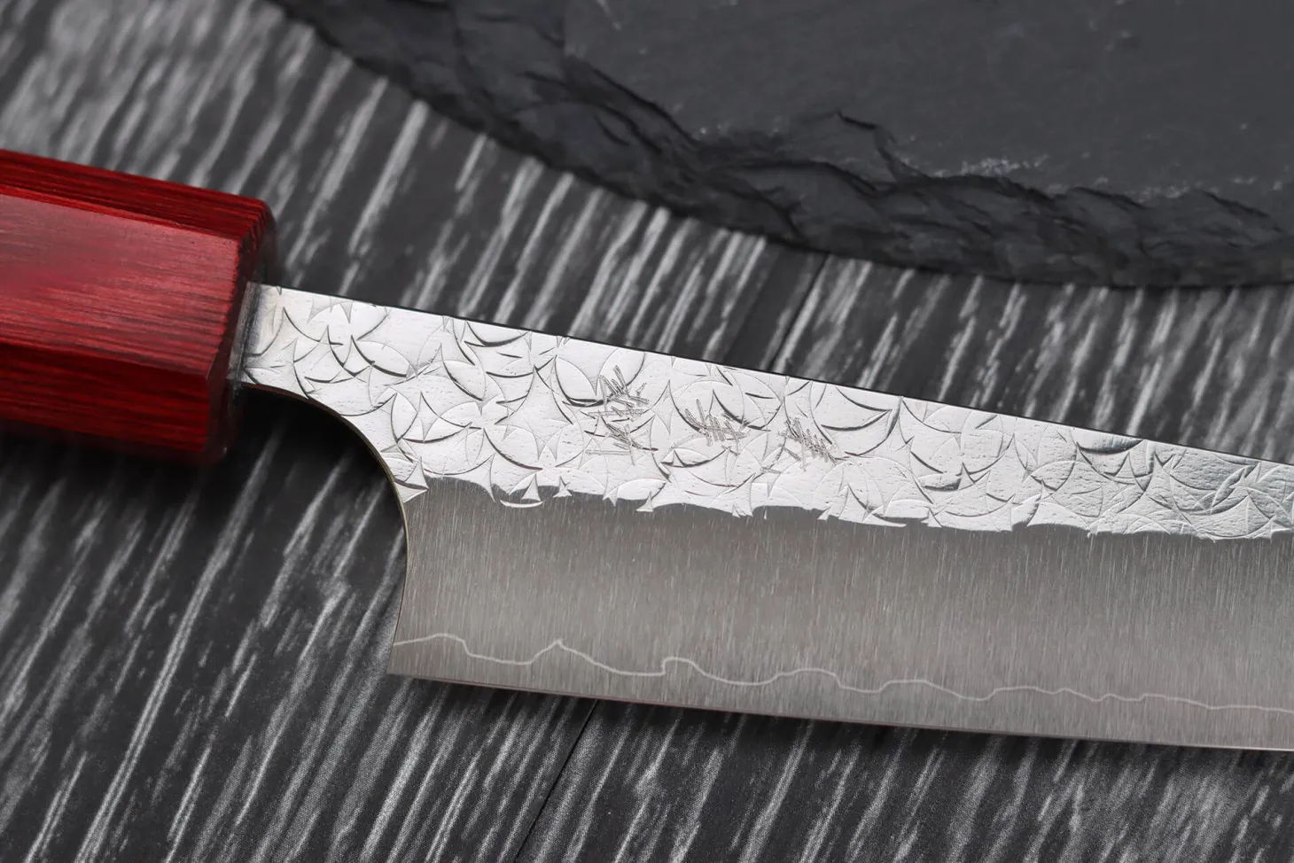 Couteau universel japonais artisanal Yoshimi Kato Minamo SG2 Tsuchime 12cm