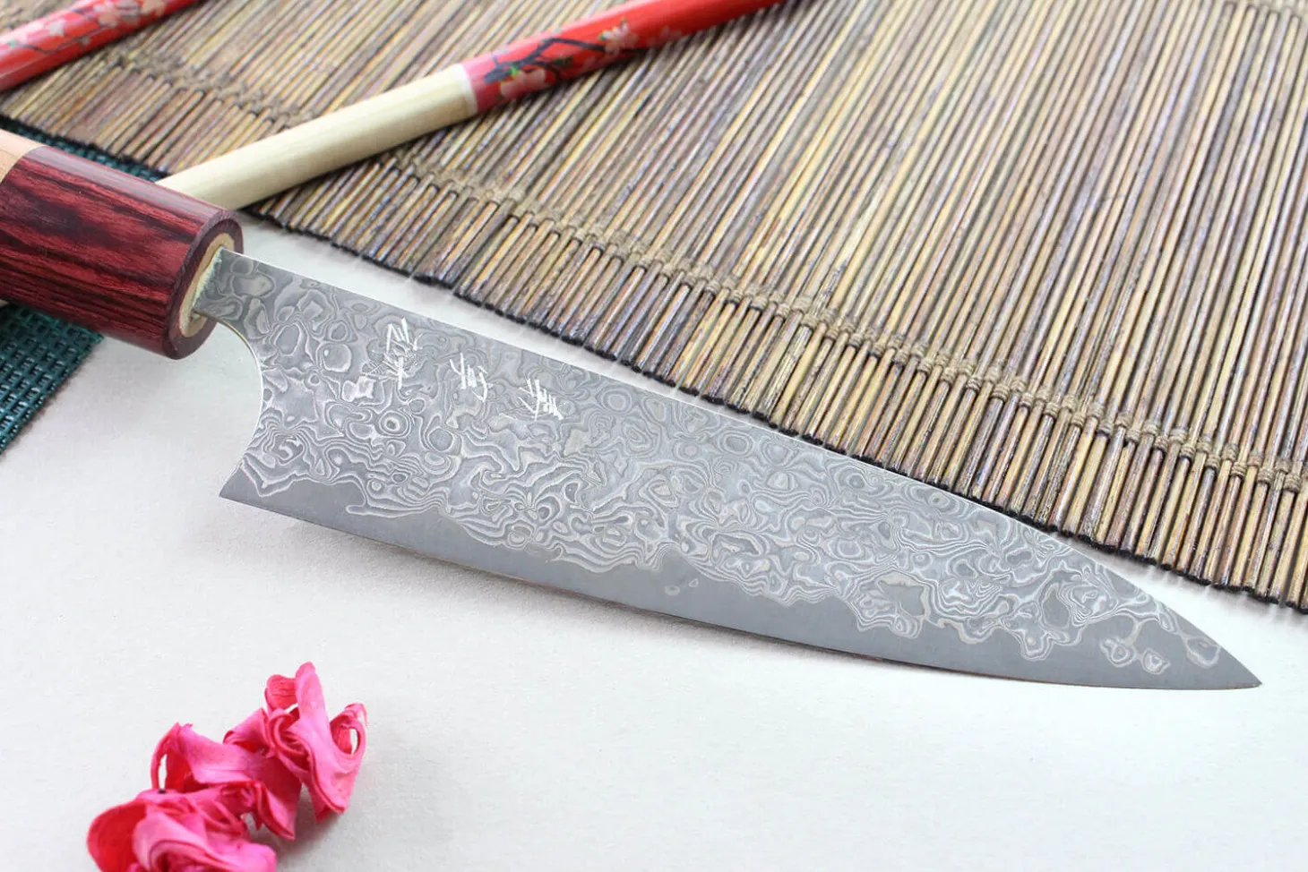 Couteau universel japonais artisanal Yoshimi Kato 12cm VG10 Nickel Damascus cerisier