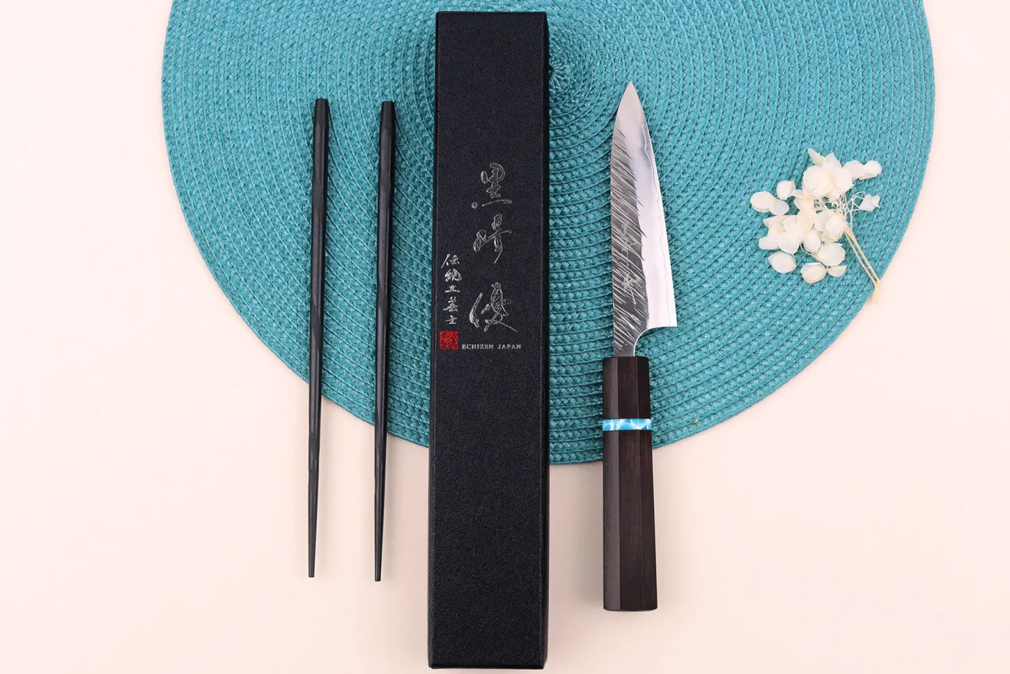 Couteau universel japonais artisanal Yu Kurosaki Fujin 12cm SG2 turquoise