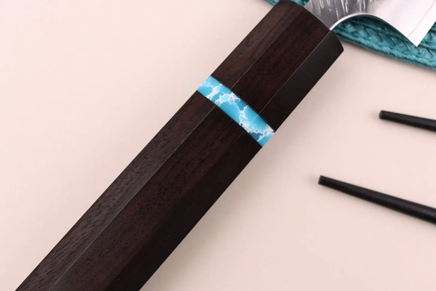 Couteau universel japonais artisanal Yu Kurosaki Fujin 12cm SG2 turquoise