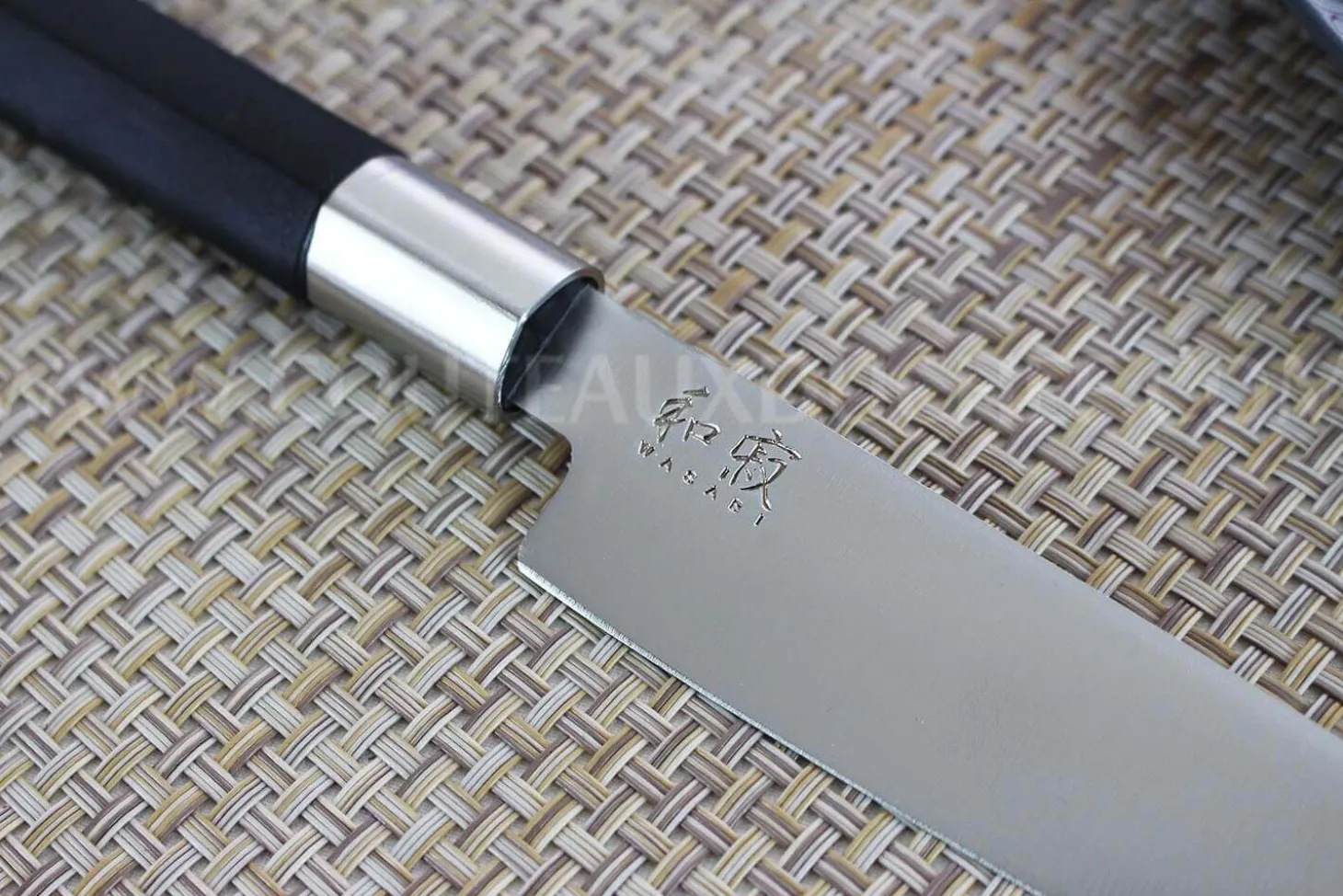 Couteau universel japonais KAI Wasabi Black lame 15cm