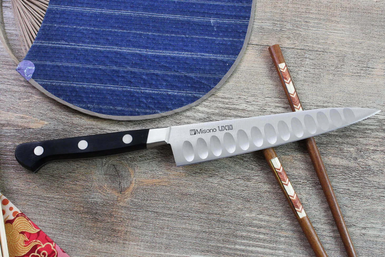 Couteau universel japonais Misono UX10 alvéolé 15cm
