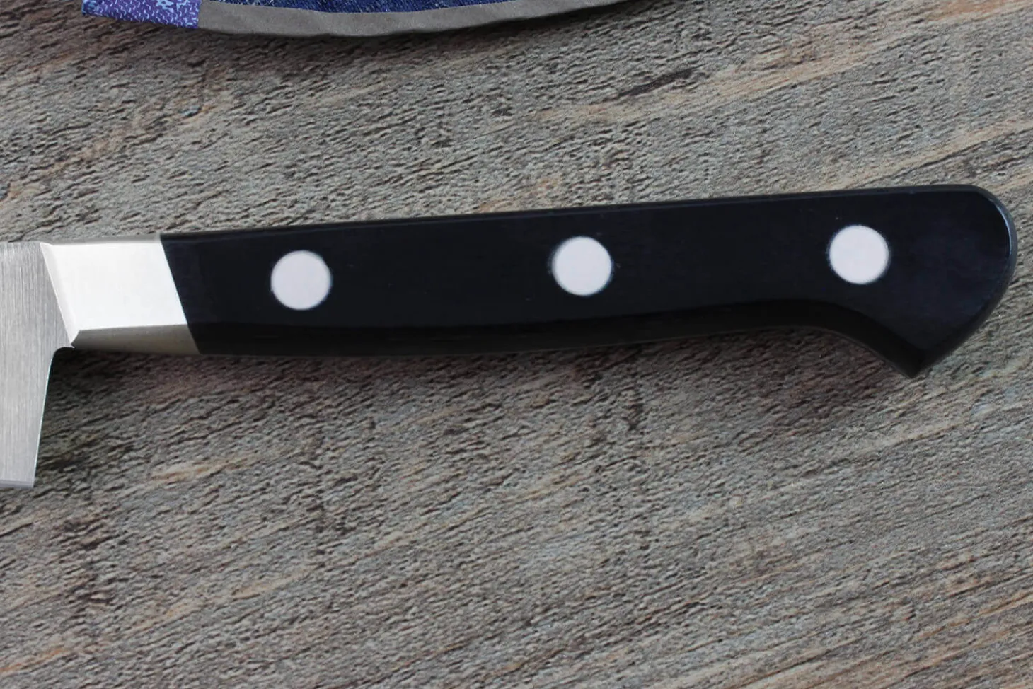 Couteau universel japonais Misono UX10 alvéolé 13cm