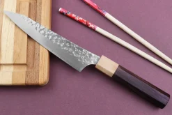 Couteau universel kiritsuke japonais artisanal martelé Yu Kurosaki senko 15cm acier SG2