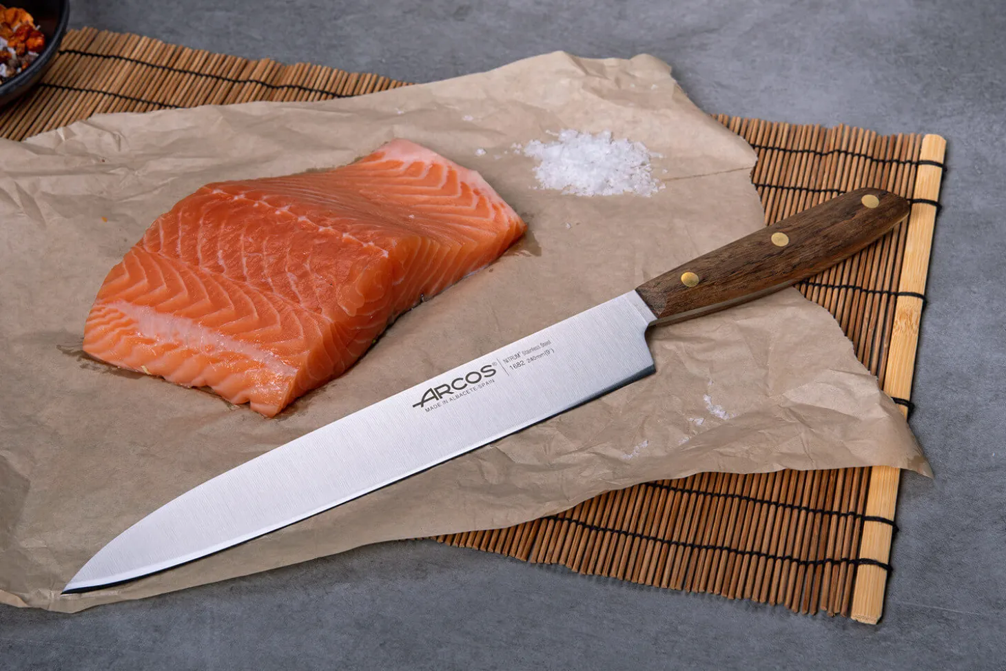 Couteau yanagiba Arcos Nordika lame 24cm