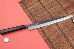 Couteau yanagiba 30cm japonais artisanal Hatsukokoro Shirasagi manche en wengé