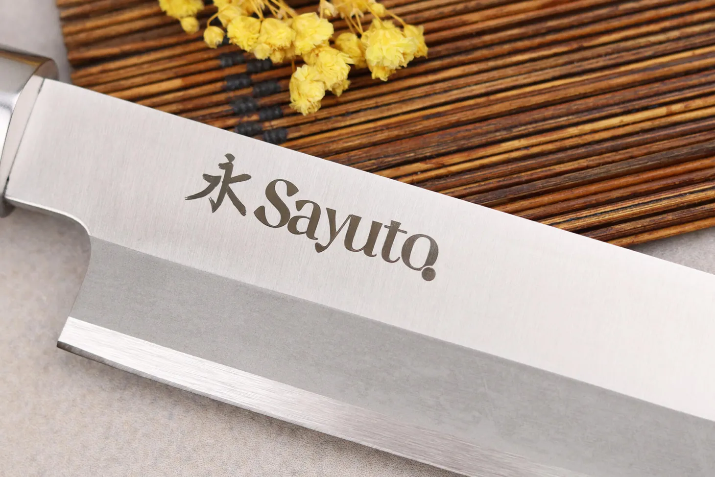 Couteau yanagiba 30cm Sayuto Ebène 7Cr manche en ébène