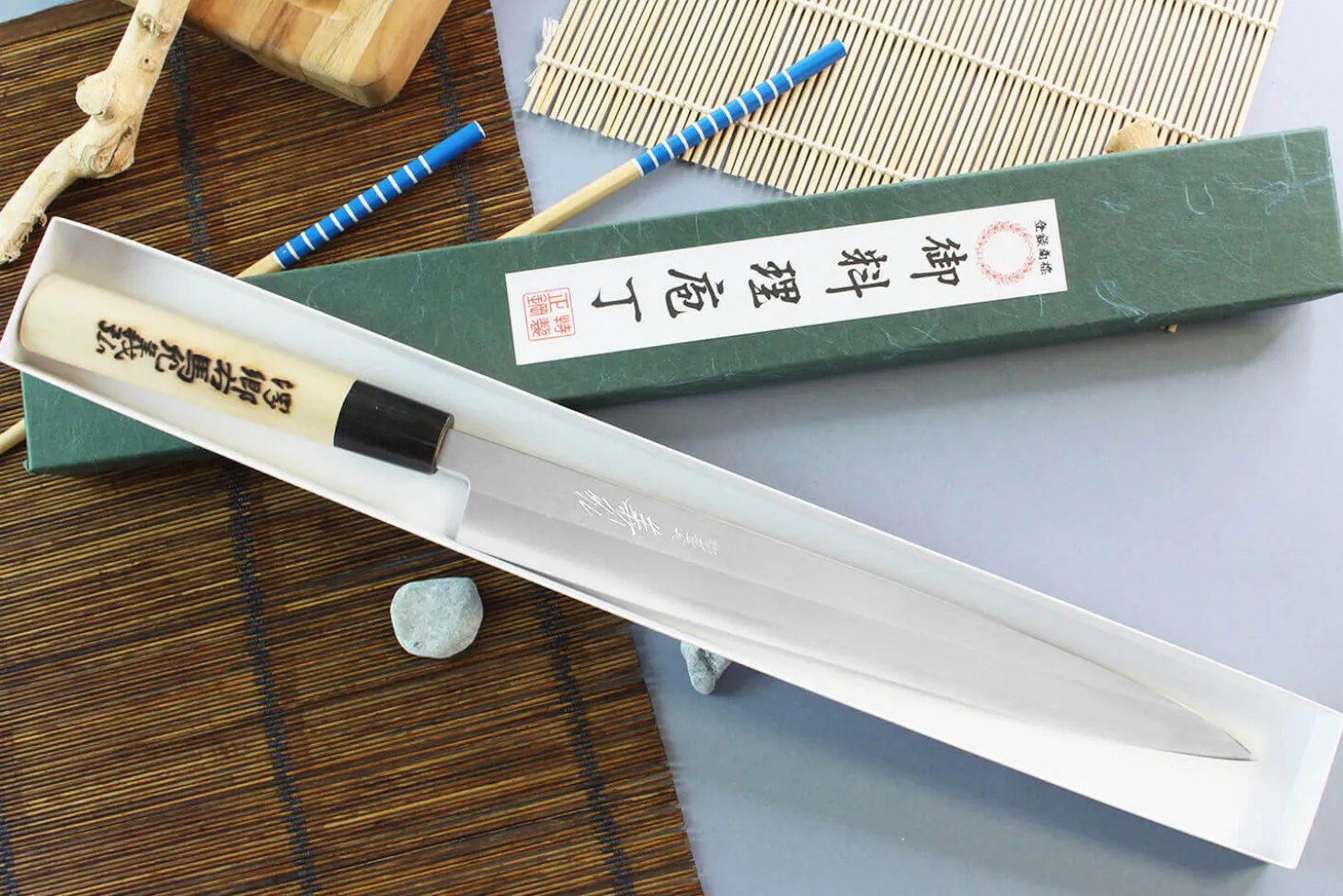 Couteau yanagiba japonais artisanal Yoshihiro Jyosaku White 2 steel