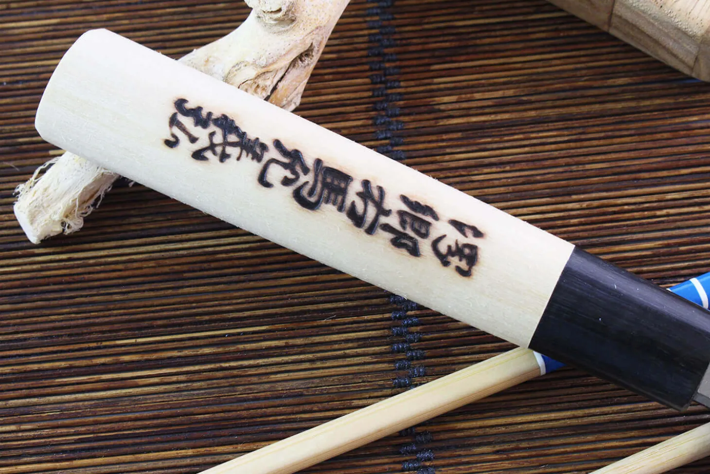 Couteau yanagiba japonais artisanal Yoshihiro Jyosaku White 2 steel