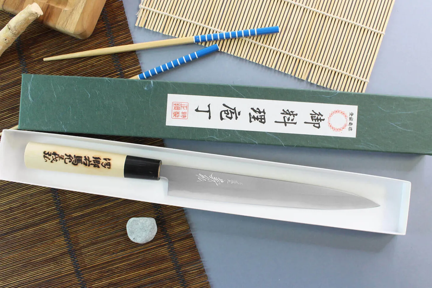 Couteau yanagiba japonais artisanal Yoshihiro Jyosaku White 2 steel
