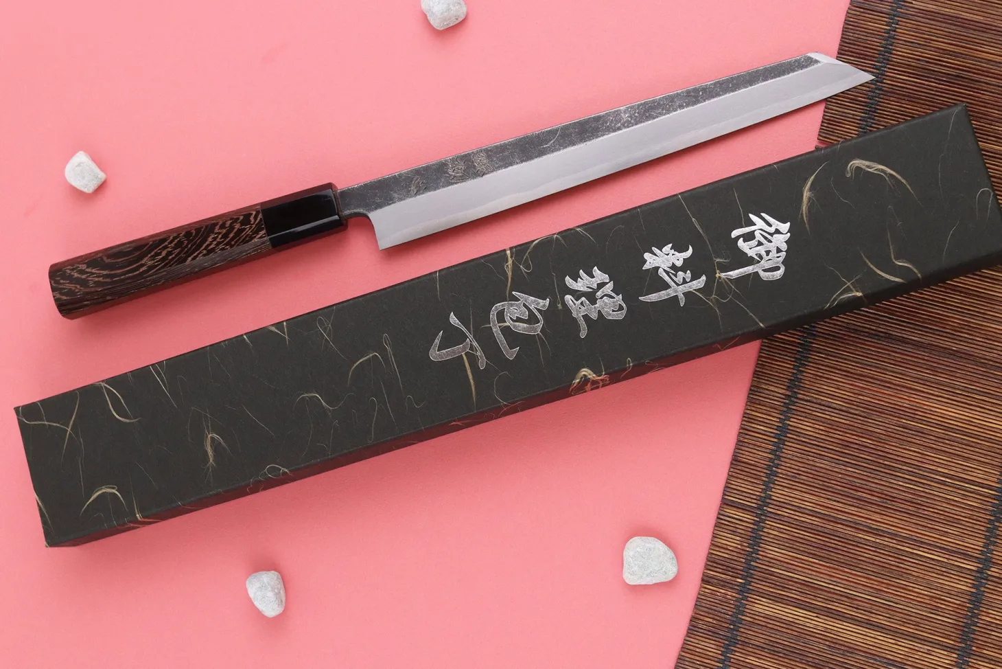 Couteau yanagiba kiritsuke 24cm japonais artisanal Hatsukokoro Shirasagi manche en wengé