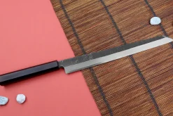 Couteau yanagiba kiritsuke 27cm japonais artisanal Hatsukokoro Shirasagi manche en ébène