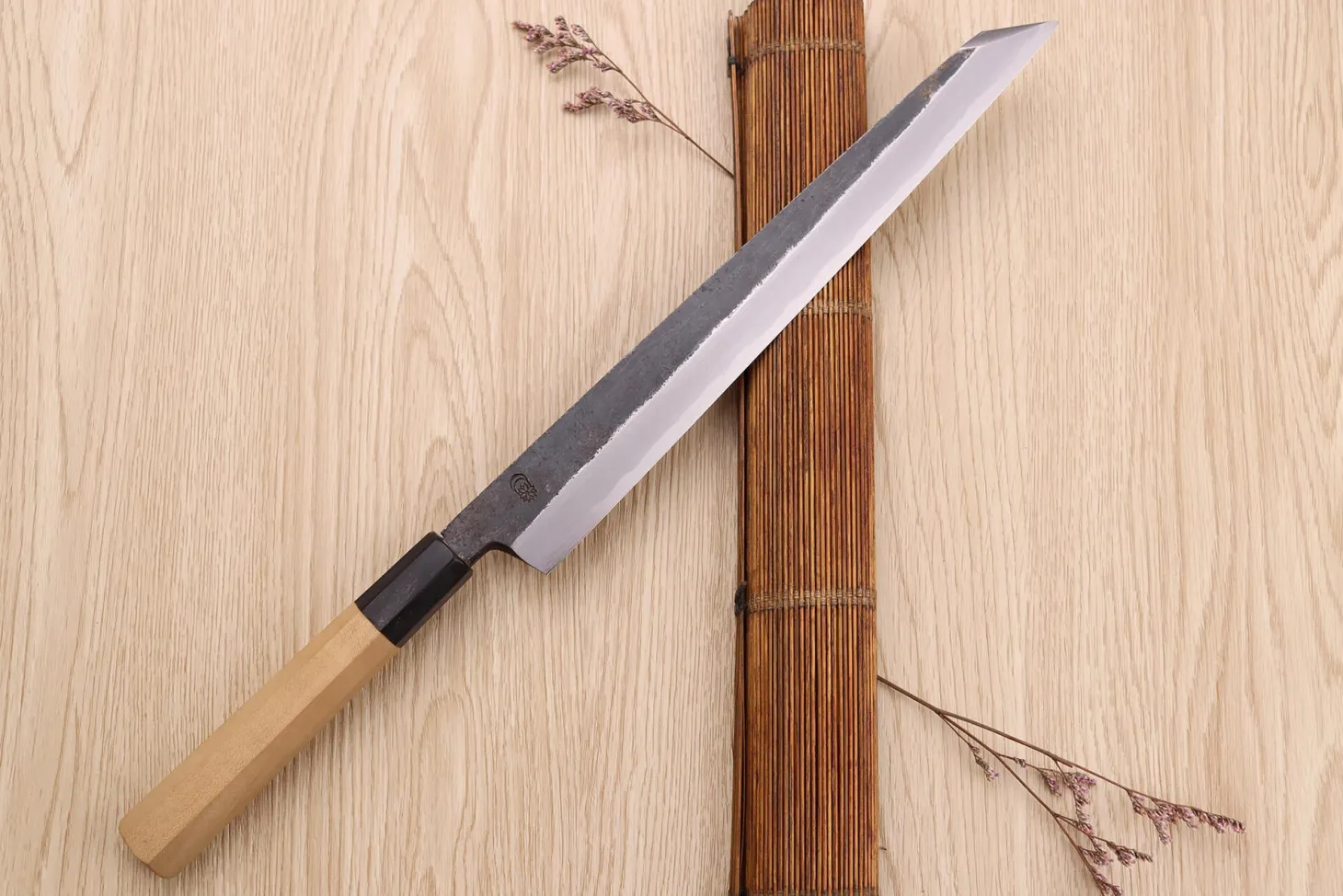 Couteau yanagiba kiritsuke 27cm japonais artisanal Sakai Kikumori Kikuzuki Kuro