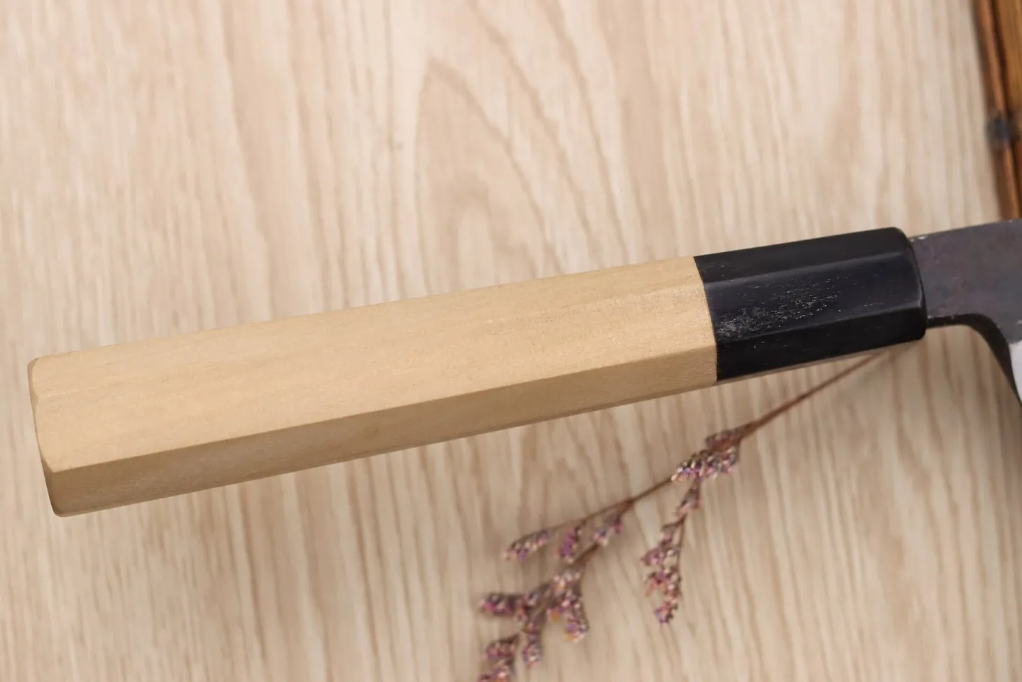 Couteau yanagiba kiritsuke 27cm japonais artisanal Sakai Kikumori Kikuzuki Kuro