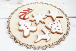 3 découpoirs Scrapcooking en inox doré - Bonhomme pain d'épice/sucre d'orge/étoile
