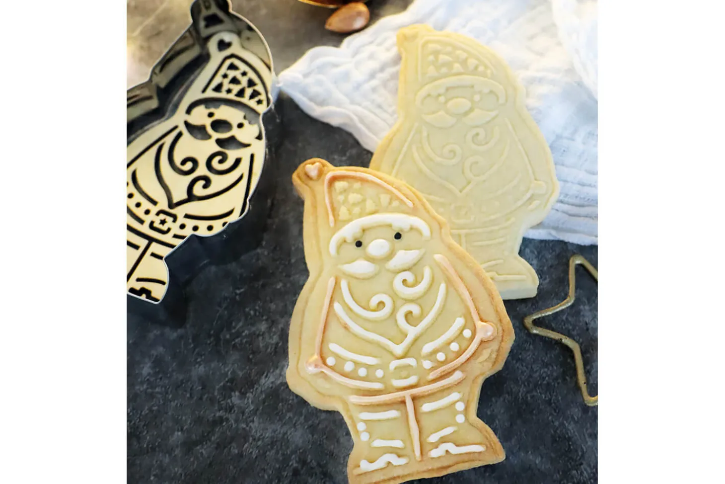 Emporte pièce Scrapcooking Père Noël + embosseur en bois