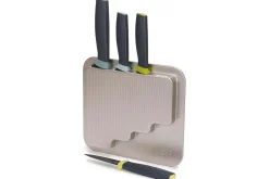 Ensemble de 4 couteaux Joseph Joseph Elevate avec boîtier de rangement pour placard